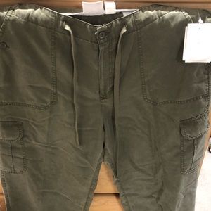 Cargo olive pants